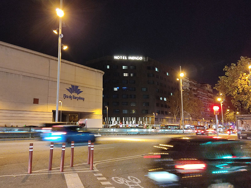 rótulo del Hotel Indigo en Barcelona