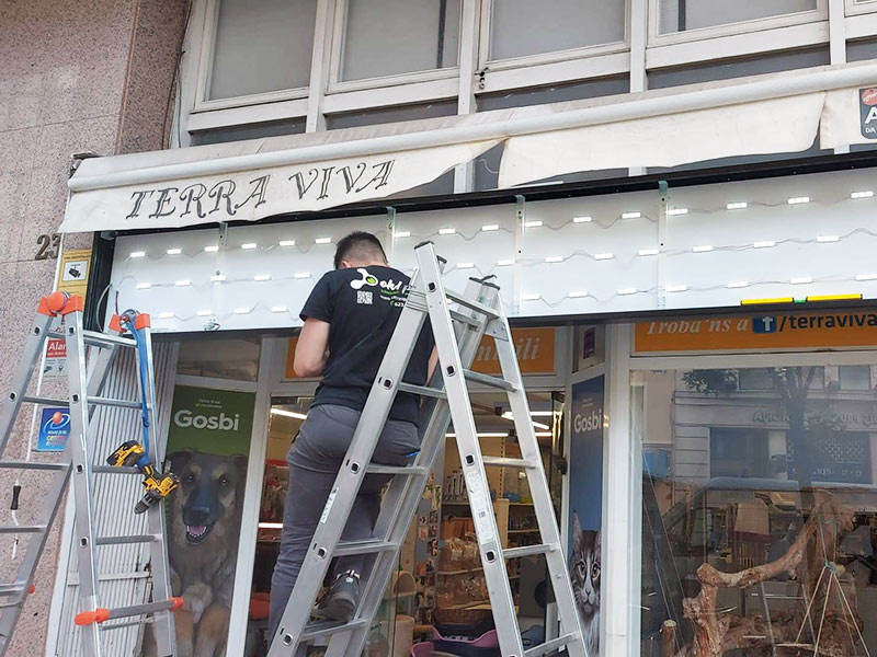instalación de rótulos personalizados en Barcelona