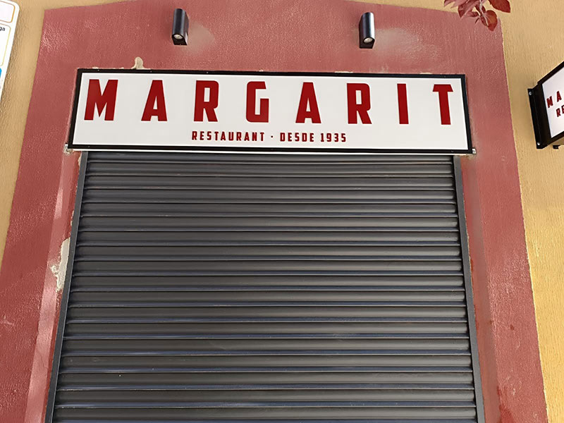 instalación de rótulos con letras en Barcelona