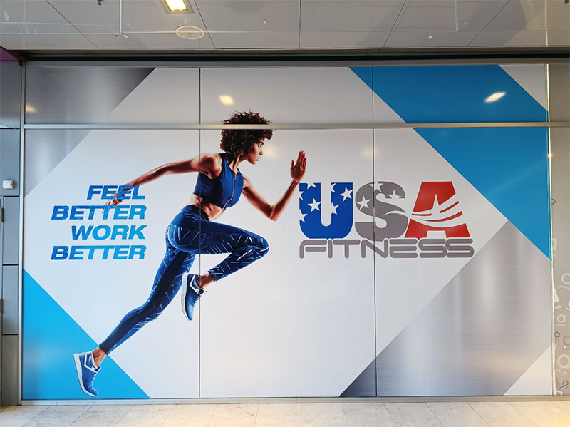 vinilo para escaparate de tienda de deportes Barcelona