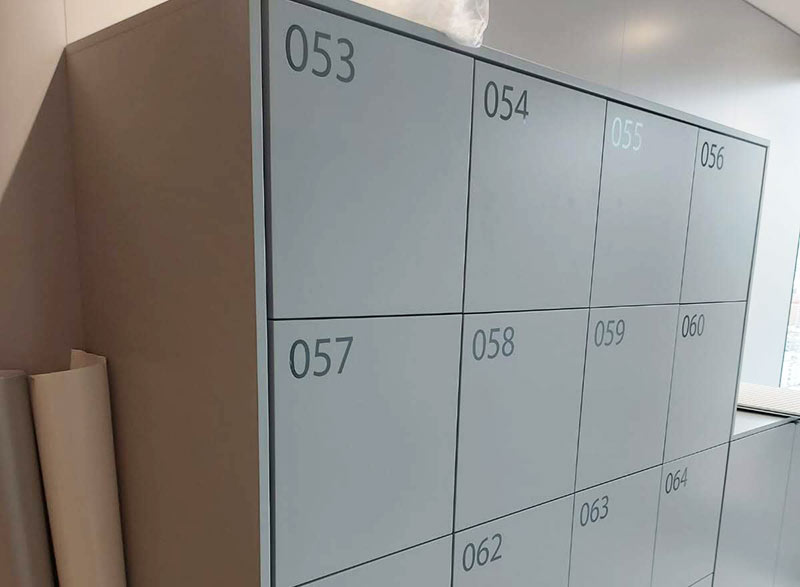 números en vinilo para taquillas de colegios y academias