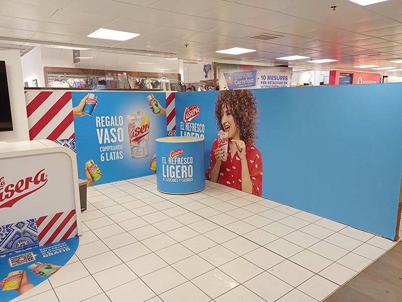 instalación de vinilos para eventos temporales promocionales