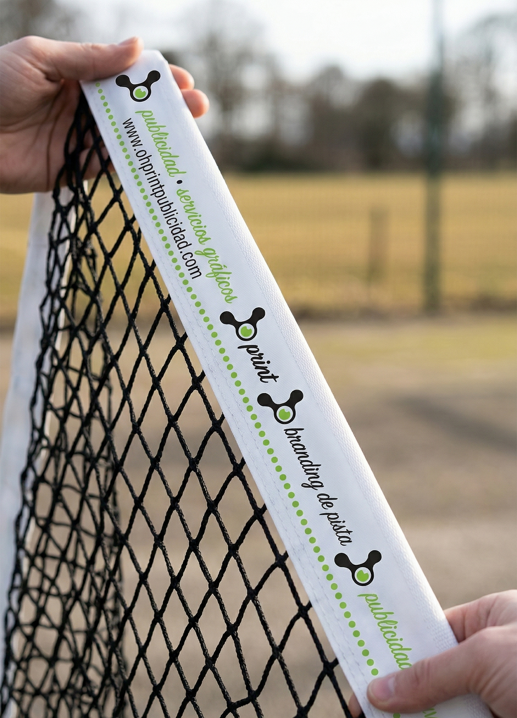 lona cubre red publicitaria vertical